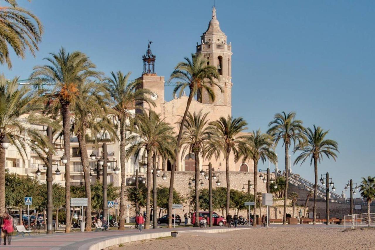 Atico Con Fantasticas Vistas Al Mar Y La Iglesia Apartment Sitges Exterior photo